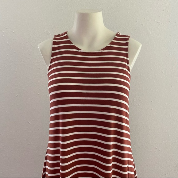 Old Navy Jersey-knit Sleeveless Swing Dress Size Small - Picture 3 of 8